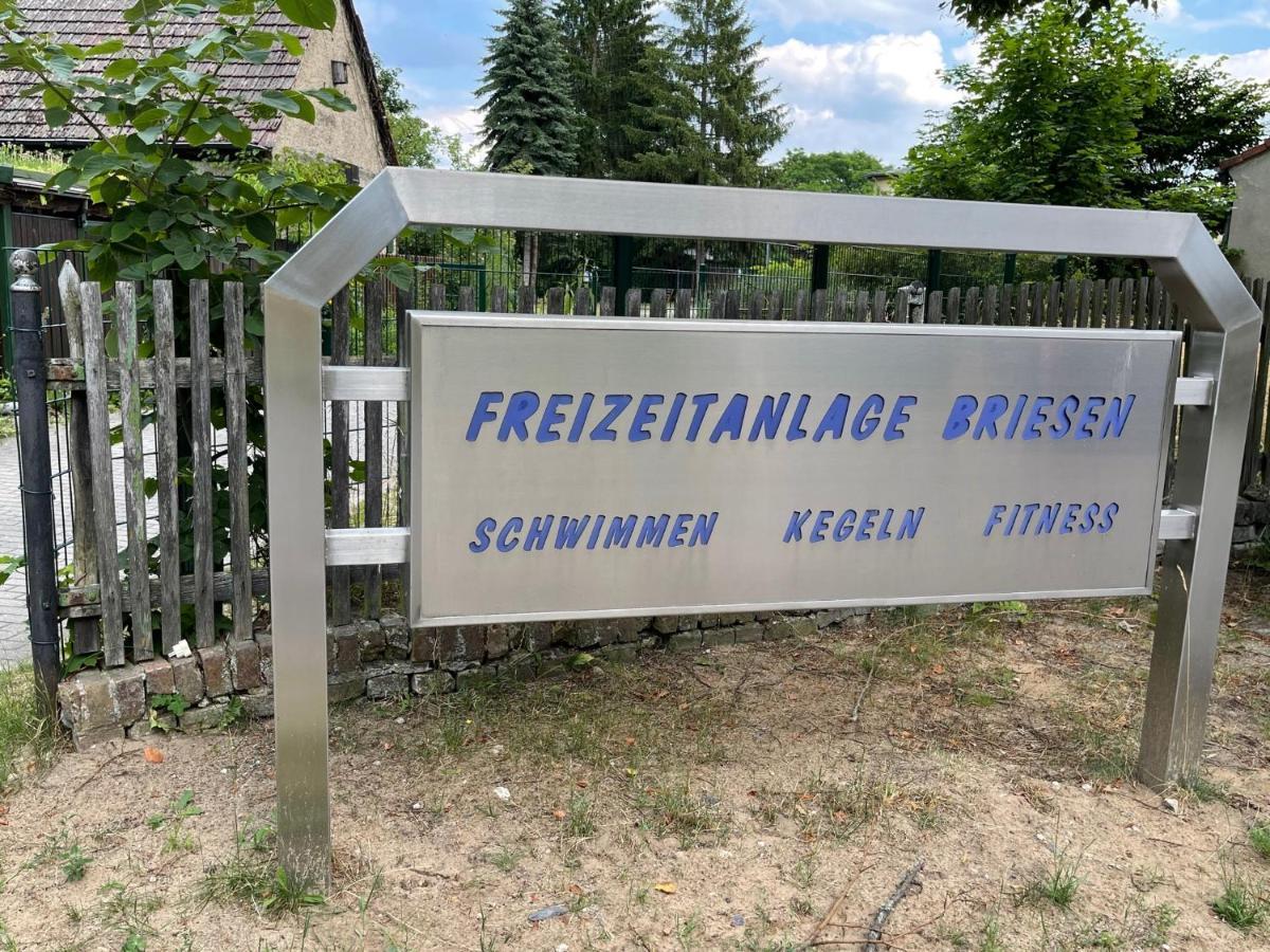Ferienwohnung Unter Den Linden Halbe Esterno foto